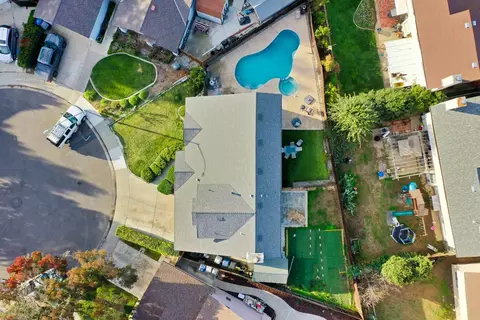 548 Hansen Ct, Patterson, CA 95363 photo 2
