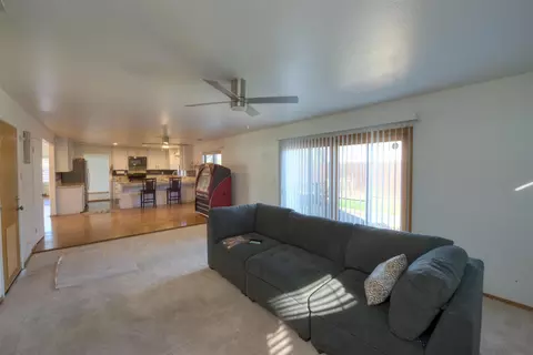 548 Hansen Ct, Patterson, CA 95363 photo 13