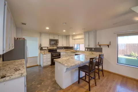 548 Hansen Ct, Patterson, CA 95363 photo 10