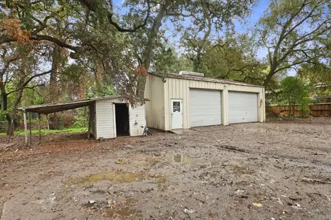Exterior - 1012 Leaf Ave, Stockton, CA 95207 photo 9 of 16