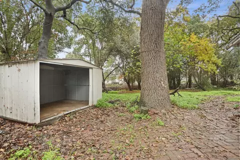 Exterior - 1012 Leaf Ave, Stockton, CA 95207 photo 11 of 16