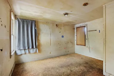 Bedroom - 1012 Leaf Ave, Stockton, CA 95207 photo 2 of 5