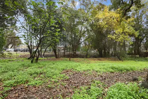 Exterior - 1012 Leaf Ave, Stockton, CA 95207 photo 14 of 16