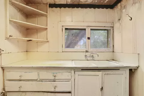 Kitchen - 1012 Leaf Ave, Stockton, CA 95207 photo 3 of 3