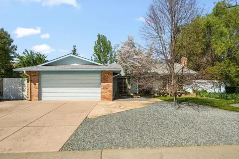 9699 Rudway Ct, Sacramento, CA 95827