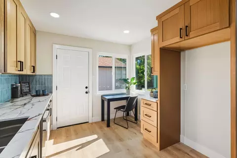 Kitchen - 3540 Eastern Ave, Sacramento, CA 95821 photo 3 of 3