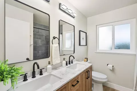 Bath - 3540 Eastern Ave, Sacramento, CA 95821 photo 2 of 2