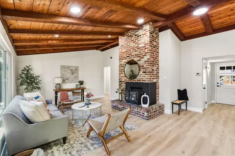 Living - 3540 Eastern Ave, Sacramento, CA 95821 photo 2 of 4