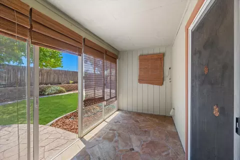 7929 Eagle Peak Way, Antelope, CA 95843 photo 16
