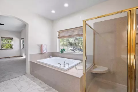 Bath - 4420 Tya Ln, Placerville, CA 95667 photo 3 of 7
