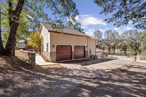 Exterior - 4420 Tya Ln, Placerville, CA 95667 photo 5 of 15