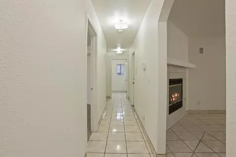 Entry Way - 610 Hudson Ln, Modesto, CA 95351 photo 2 of 3