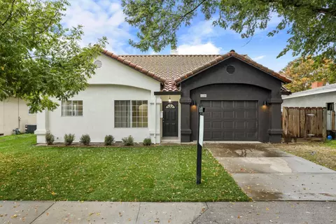 Exterior - 610 Hudson Ln, Modesto, CA 95351 photo 5 of 5