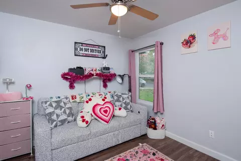 Bedroom - 405 Melbourne Dr, Modesto, CA 95357 photo 5 of 5