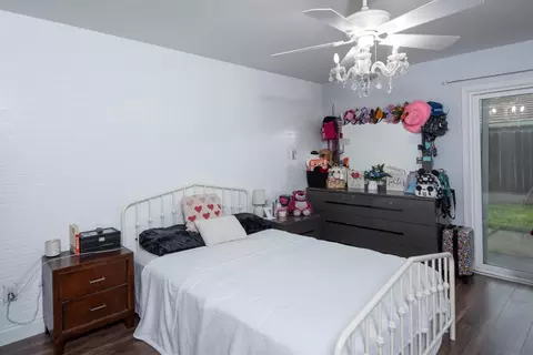 Bedroom - 405 Melbourne Dr, Modesto, CA 95357 photo 3 of 5