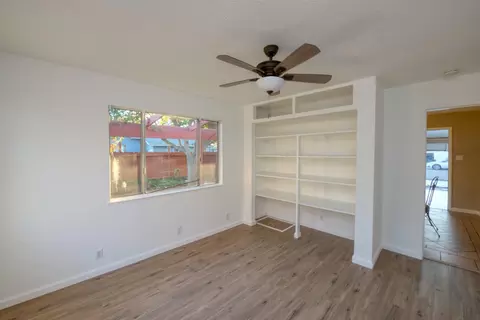 Living - 902 Waller, Gustine, CA 95322 photo 2 of 2