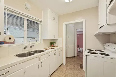 415 Concord St, Lodi, CA 95240 photo 12