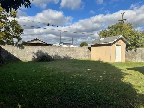 Exterior - 2075 E Myrtle St, Stockton, CA 95205 photo 7 of 7