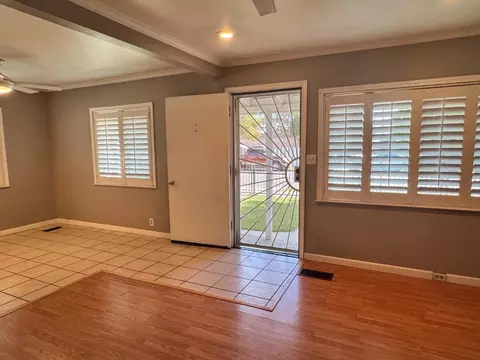 Entry Way - 2075 E Myrtle St, Stockton, CA 95205 photo 1 of 1