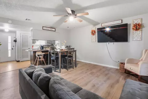2402 W Turner Rd, Lodi, CA 95242 photo 5