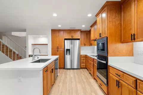 Kitchen - 4713 Olive Oak Way, Carmichael, CA 95608 photo 3 of 5