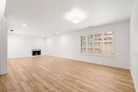 Living - 4713 Olive Oak Way, Carmichael, CA 95608 photo 2 of 9