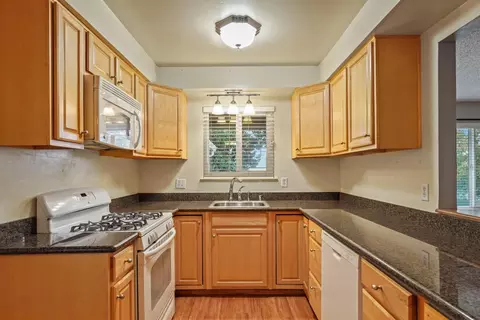 1444 Cardinal St, Lodi, CA 95242 photo 9