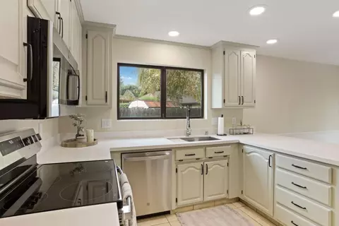 1343 April Pl, Manteca, CA 95336 photo 24