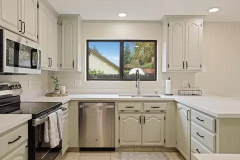 1343 April Pl, Manteca, CA 95336 photo 20