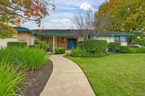 6333 Meadowvista Dr, Carmichael, CA 95608 photo 4