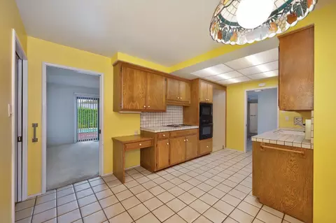 6333 Meadowvista Dr, Carmichael, CA 95608 photo 14