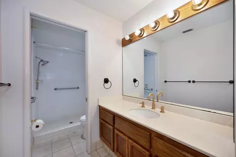 6333 Meadowvista Dr, Carmichael, CA 95608 photo 36