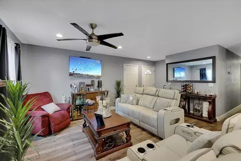 5270 Aspen Way, Olivehurst, CA 95961 photo 5