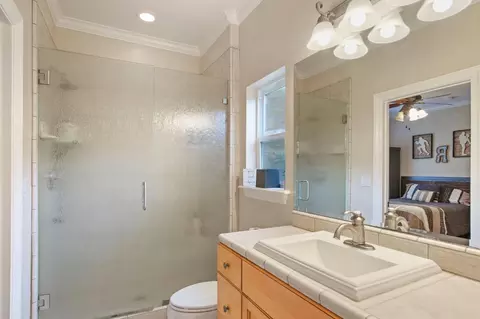 Bath - 2441 E Tuolumne Rd, Turlock, CA 95382 photo 5 of 6