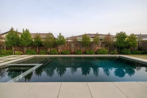 Exterior - 2524 Augusta Pl, Turlock, CA 95382 photo 7 of 8