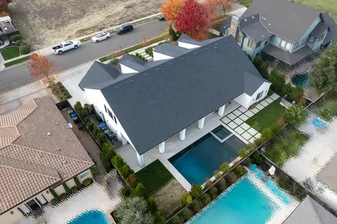 View/Area - 2524 Augusta Pl, Turlock, CA 95382 photo 2 of 2