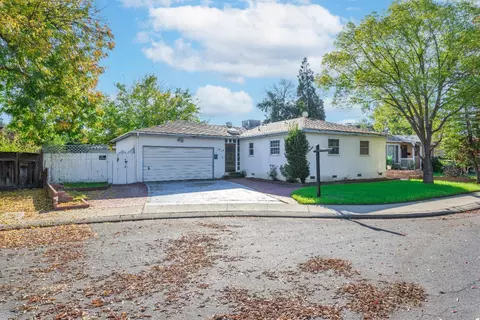 Exterior - 1800 Cindy Ave, Modesto, CA 95350 photo 1 of 5
