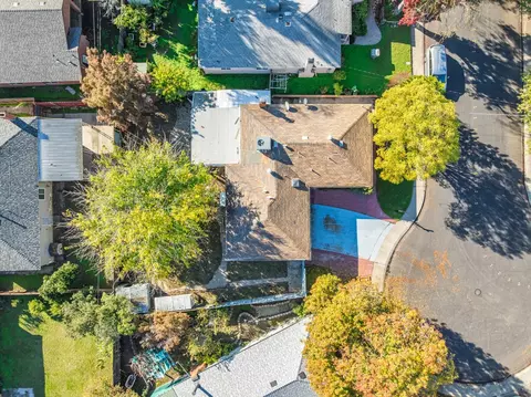 View/Area - 1800 Cindy Ave, Modesto, CA 95350 photo 1 of 8