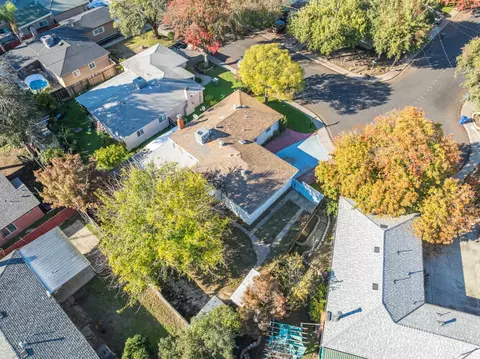 View/Area - 1800 Cindy Ave, Modesto, CA 95350 photo 3 of 8
