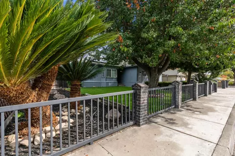 3007 Riverside Dr, Riverbank, CA 95367 photo 5