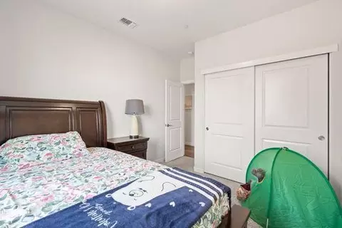 Bedroom - 912 NE Loon St, Lathrop, CA 95330 photo 2 of 5