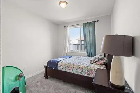 Bedroom - 912 NE Loon St, Lathrop, CA 95330 photo 4 of 5