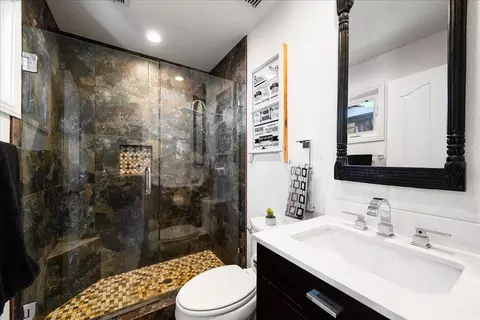 Bath - 4371 Luneman Rd, Placerville, CA 95667 photo 1 of 4