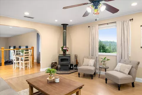 Living - 4371 Luneman Rd, Placerville, CA 95667 photo 1 of 5