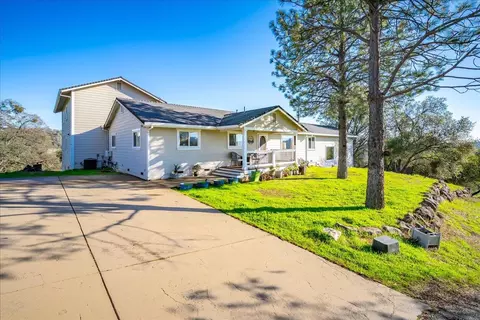 Exterior - 4371 Luneman Rd, Placerville, CA 95667 photo 2 of 11