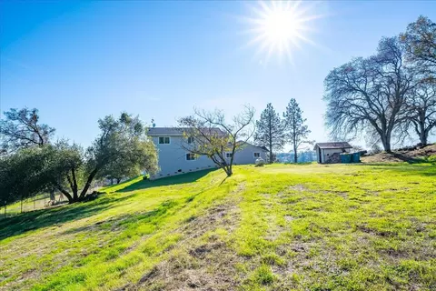 Exterior - 4371 Luneman Rd, Placerville, CA 95667 photo 10 of 11
