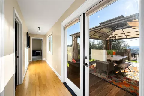 Entry Way - 4371 Luneman Rd, Placerville, CA 95667 photo 4 of 4