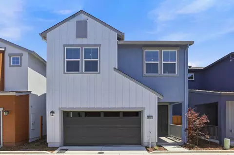 8461 Viborg Ln, Elk Grove, CA 95758