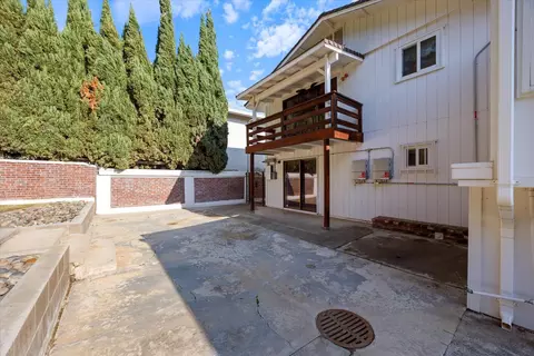 Exterior - 1786 Le Bec Ct, Lodi, CA 95240 photo 9 of 15