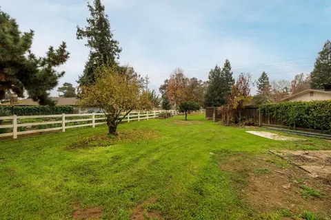 9000 Georgia Ln, Modesto, CA 95357 photo 7